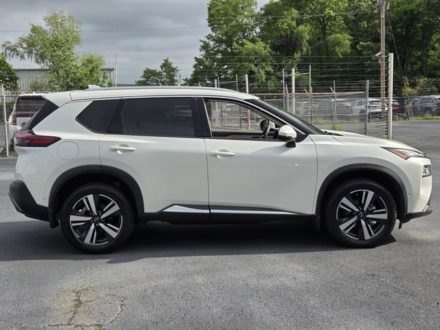 Certified 2022 Nissan Rogue SL w/ SL Premium Package FWD image 6