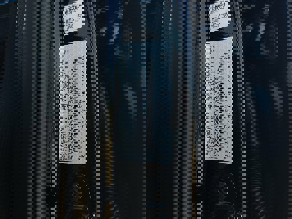 New 2025 Ford F150 Platinum w/ Equipment Group 702A High image 77