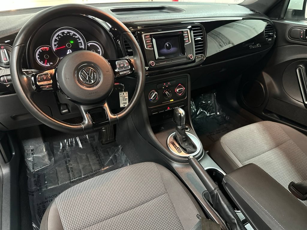 Used 2019 Volkswagen Beetle 2.0T S FWD image 13