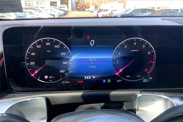 Used 2025 Mercedes-Benz GLB 250 4MATIC image 22