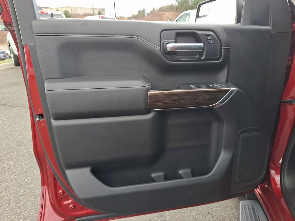 Used 2021 Chevrolet Silverado 1500 RST image 12