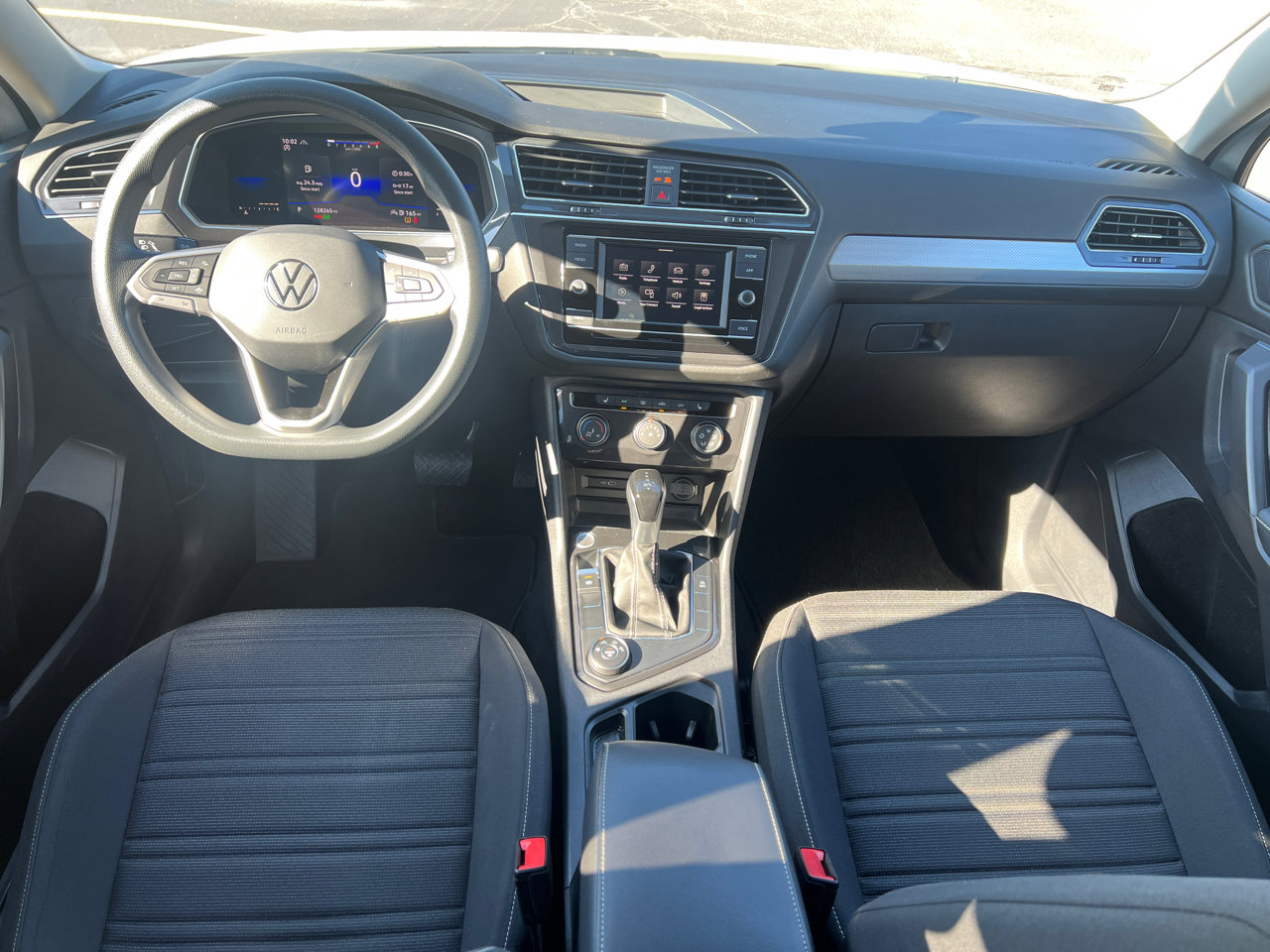 Used 2022 Volkswagen Tiguan S image 35