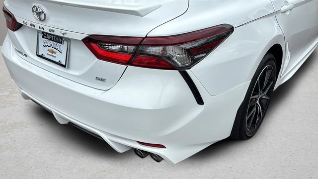Used 2022 Toyota Camry SE w/ Convenience Package FWD image 36