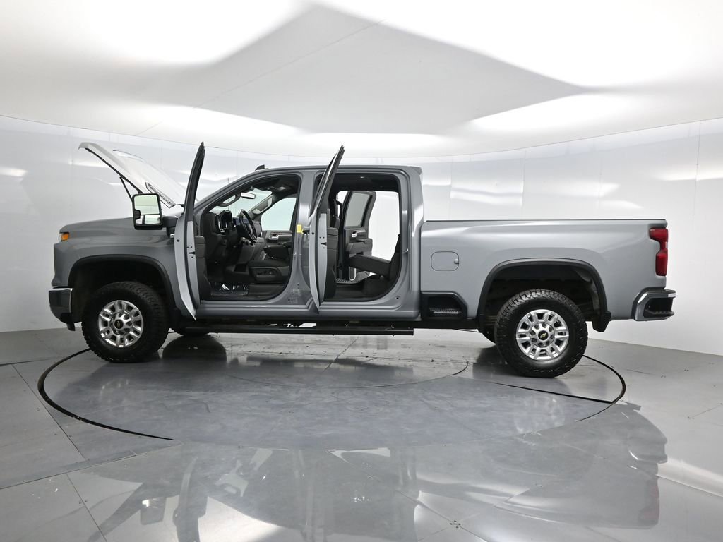 Used 2024 Chevrolet Silverado 2500 LT w/ Convenience Package image 50