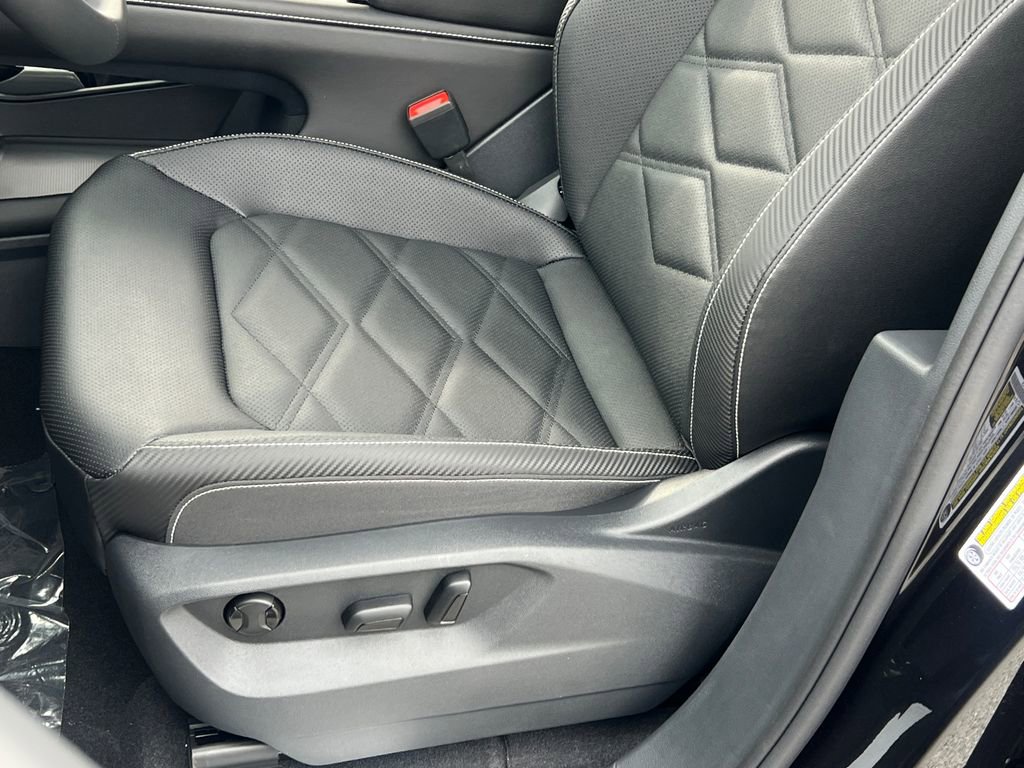 New 2026 Volkswagen Atlas Cross Sport SE image 28