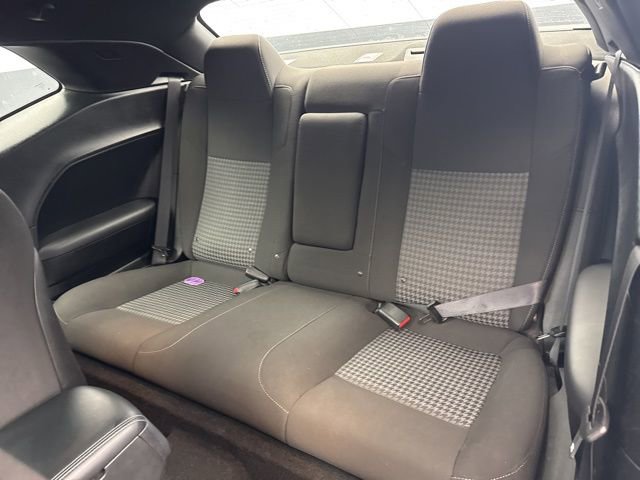 Used 2022 Dodge Challenger GT image 31