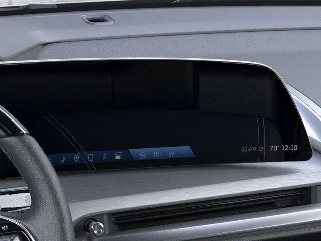 New 2026 Cadillac Vistiq Platinum w/ LPO, Floor Liner Package image 20