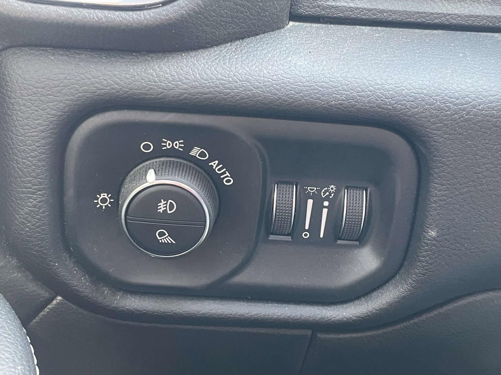 Used 2024 RAM 2500 Laramie w/ Safety Group image 30