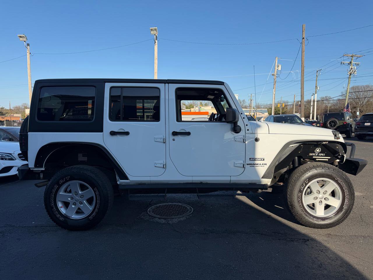 Used 2017 Jeep Wrangler Unlimited Sport w/ Quick Order Package 24S AWD/4WD image 4
