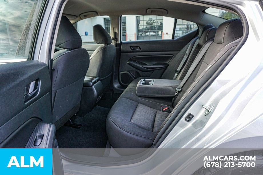 Used 2024 Nissan Altima 2.5 SV image 21