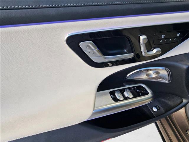 Used 2025 Mercedes-Benz E 350 4MATIC Sedan image 6