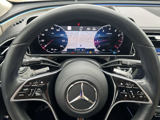 Used 2024 Mercedes-Benz E 350 4MATIC Sedan image 25