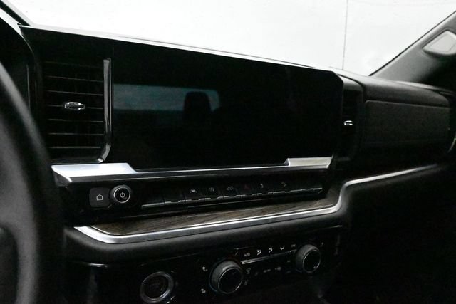 Used 2023 Chevrolet Silverado 1500 RST AWD/4WD image 14
