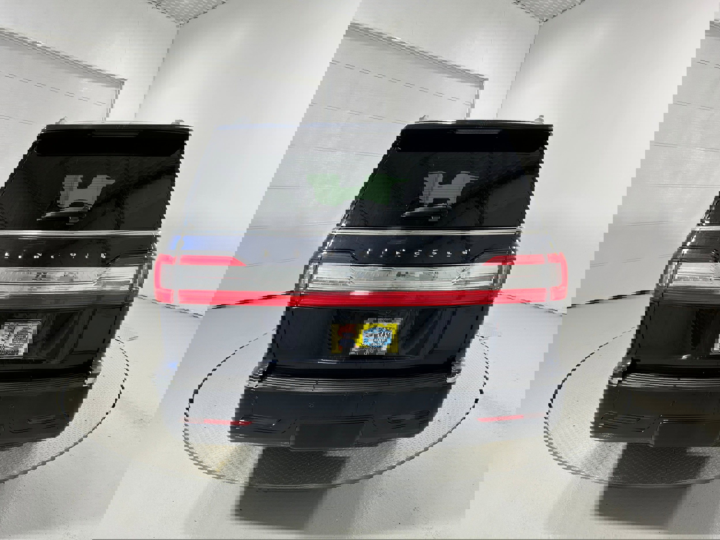 Used 2021 Lincoln Navigator L Reserve w/ Luxury Package image 32