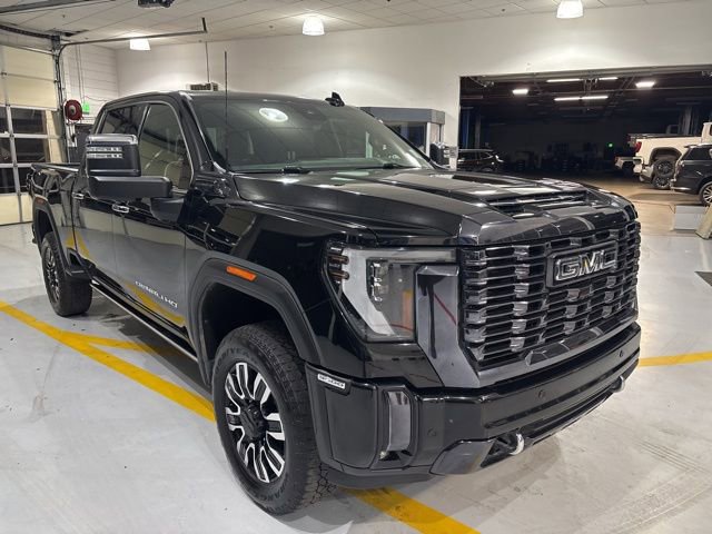 Used 2024 GMC Sierra 3500 Denali Ultimate image 4