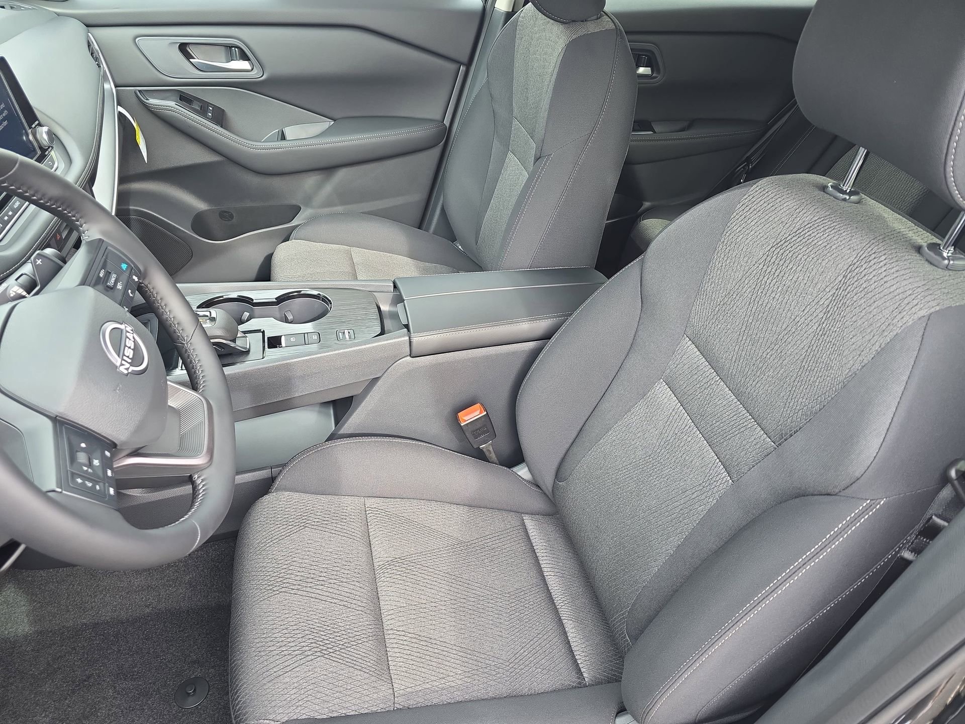 New 2026 Nissan Rogue SV w/ Cold Weather Package FWD image 15