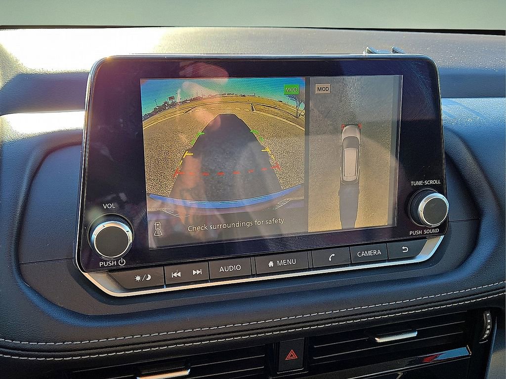 Used 2021 Nissan Rogue SV image 26