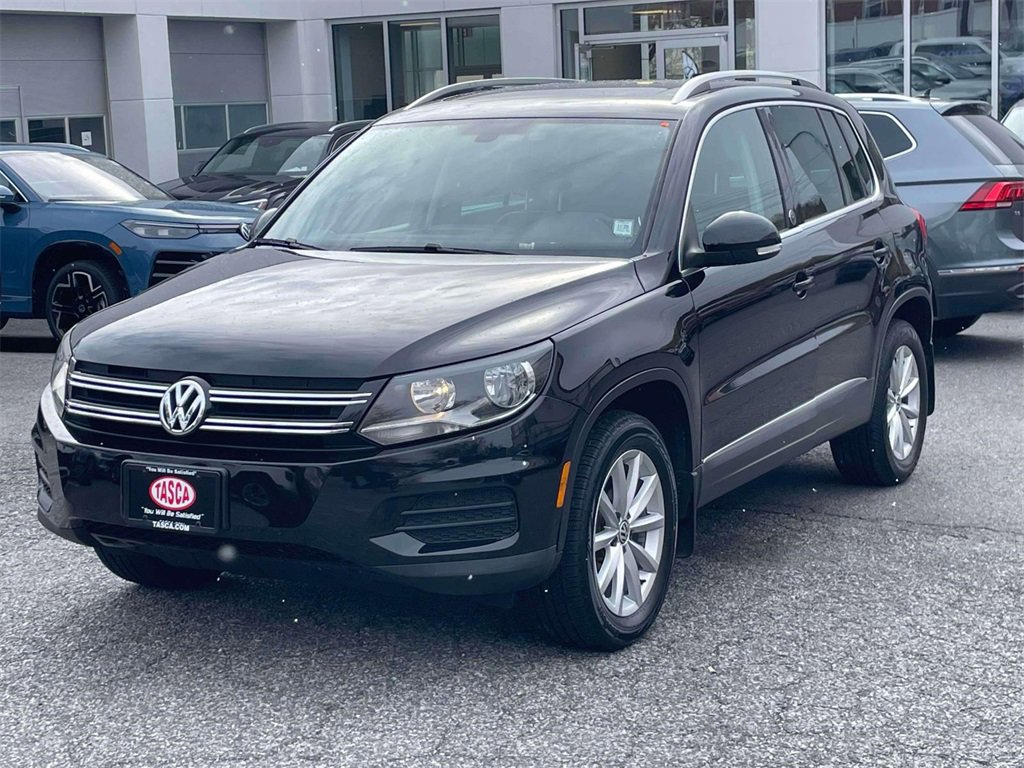 Used 2017 Volkswagen Tiguan Wolfsburg Edition image 4