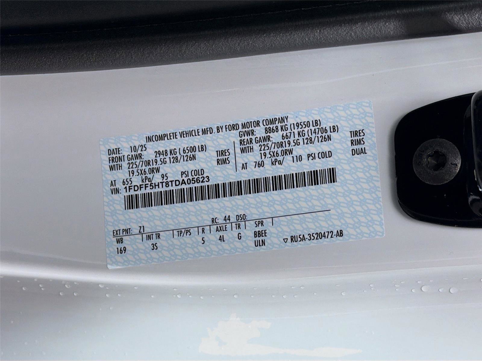 New 2026 Ford F550 4x4 Regular Cab Super Duty w/ XLT Value Package image 25