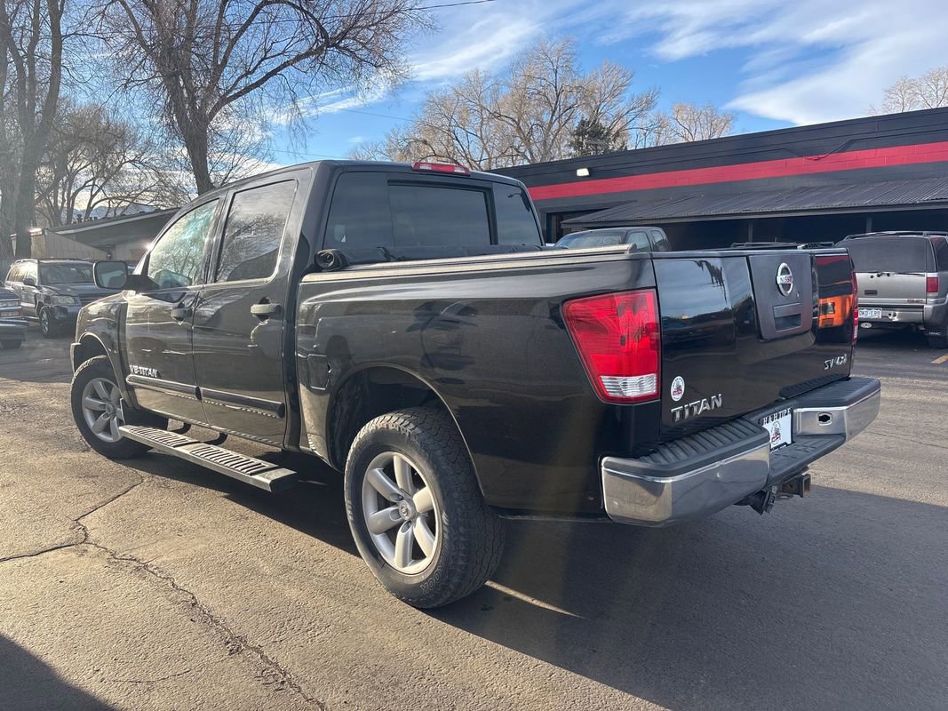 Used 2012 Nissan Titan SV w/ Tow Pkg image 7