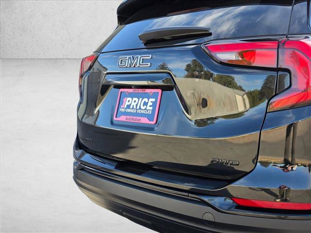 Used 2020 GMC Terrain SLE w/ Driver Convenience Package AWD/4WD image 14