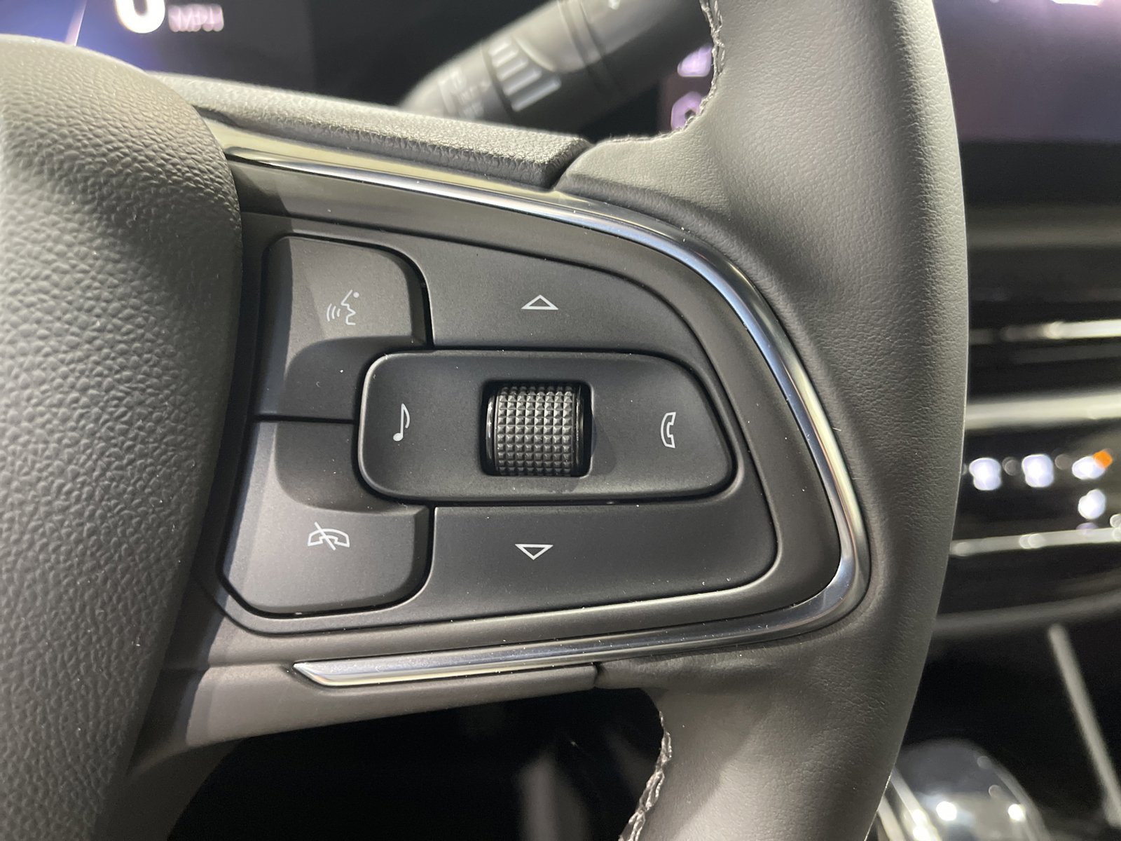 Used 2026 Buick Envista Avenir FWD image 28