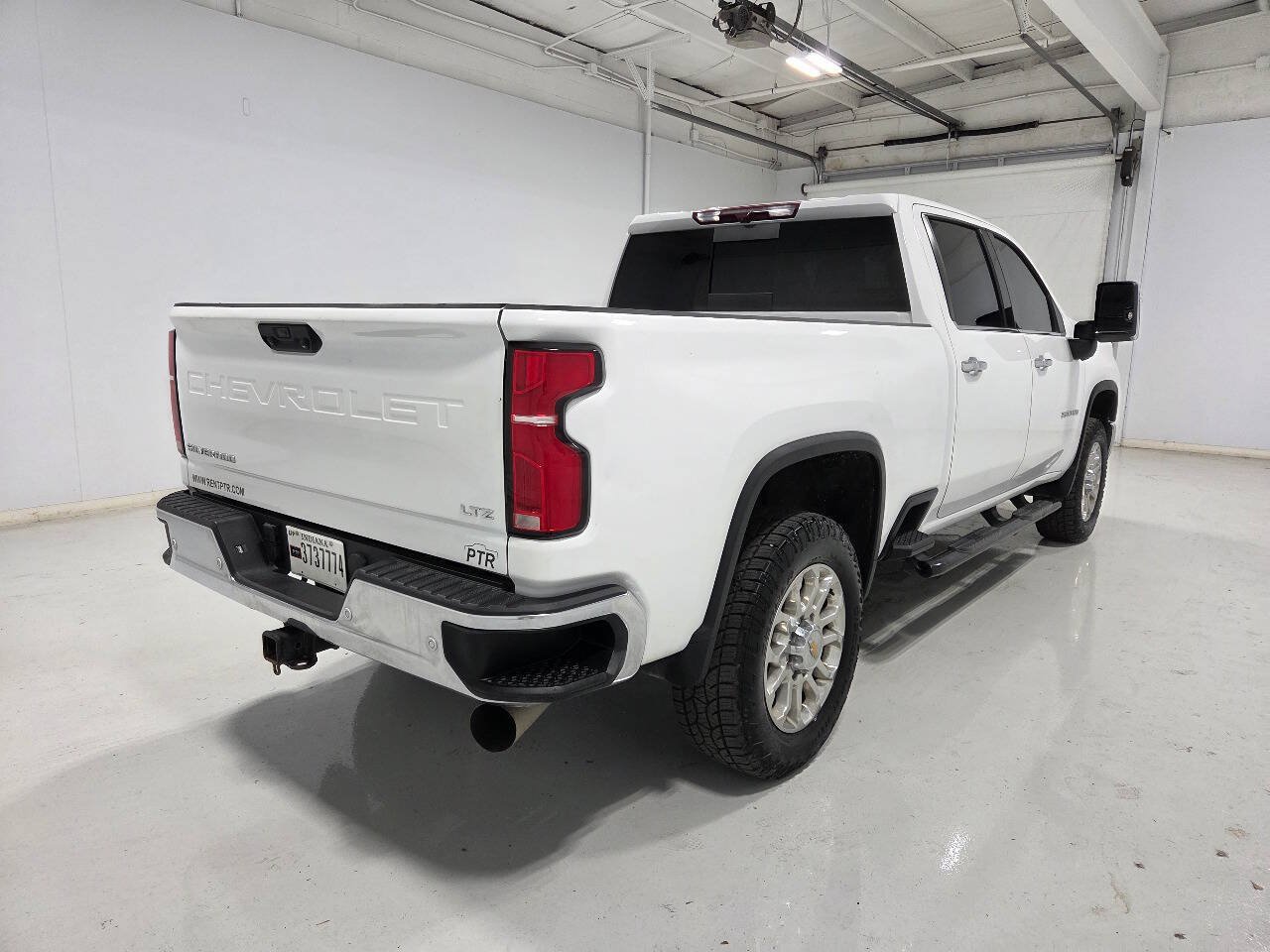 Used 2024 Chevrolet Silverado 2500 LTZ w/ LTZ Plus Package AWD/4WD image 10