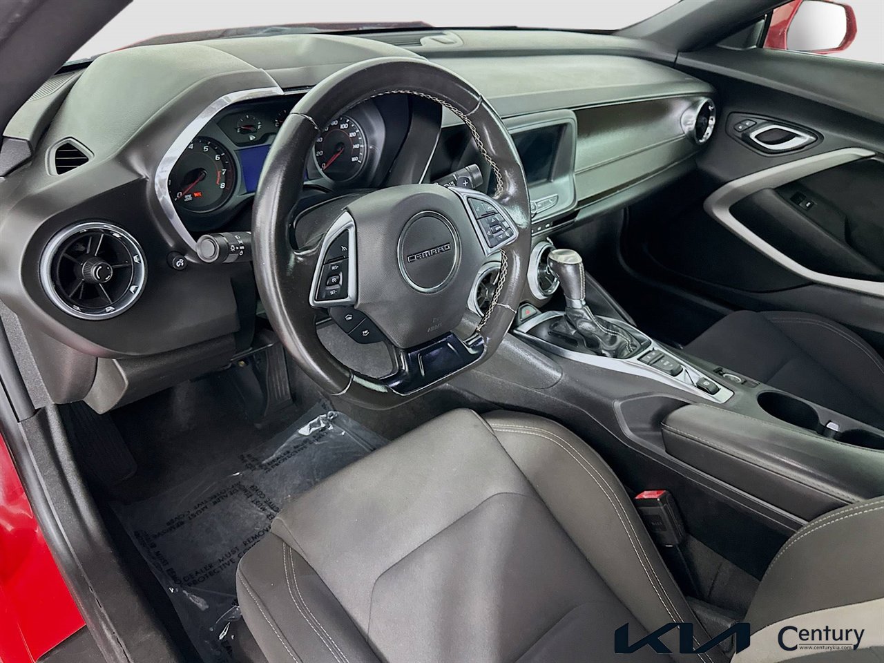 Used 2019 Chevrolet Camaro LT image 9