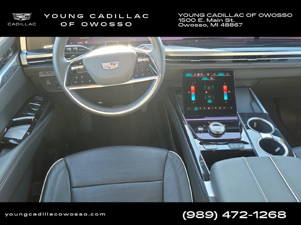 Used 2025 Cadillac Escalade Sport w/ Touring Package AWD/4WD image 30