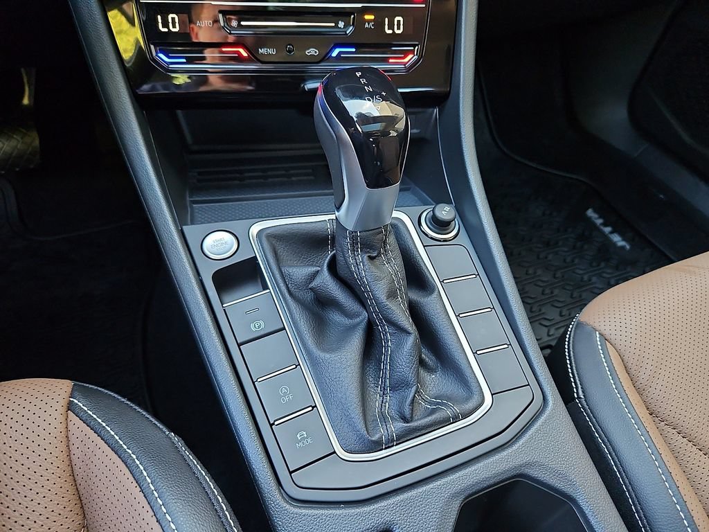 Certified 2026 Volkswagen Jetta SEL FWD image 15