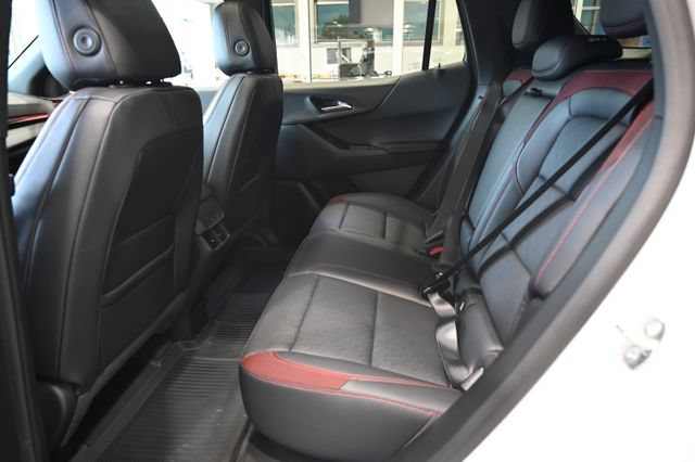 New 2027 Chevrolet Equinox RS w/ Safety and Technology Package AWD/4WD image 11