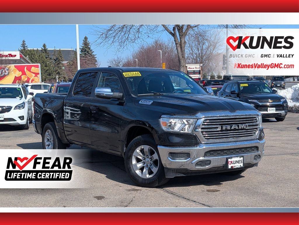 Used 2024 RAM 1500 Laramie AWD/4WD image 1
