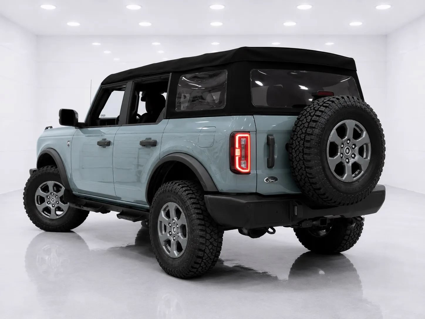 Used 2022 Ford Bronco Big Bend AWD/4WD image 3