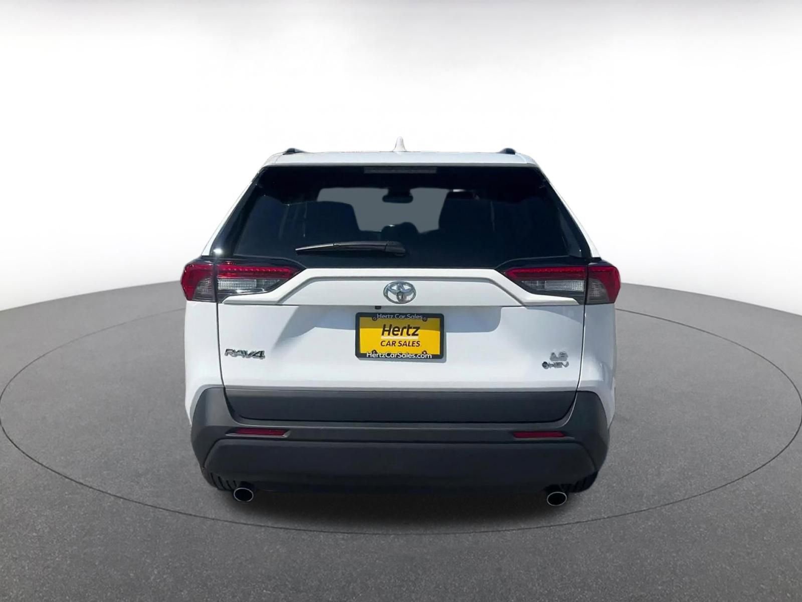 Used 2025 Toyota RAV4 LE AWD/4WD image 12