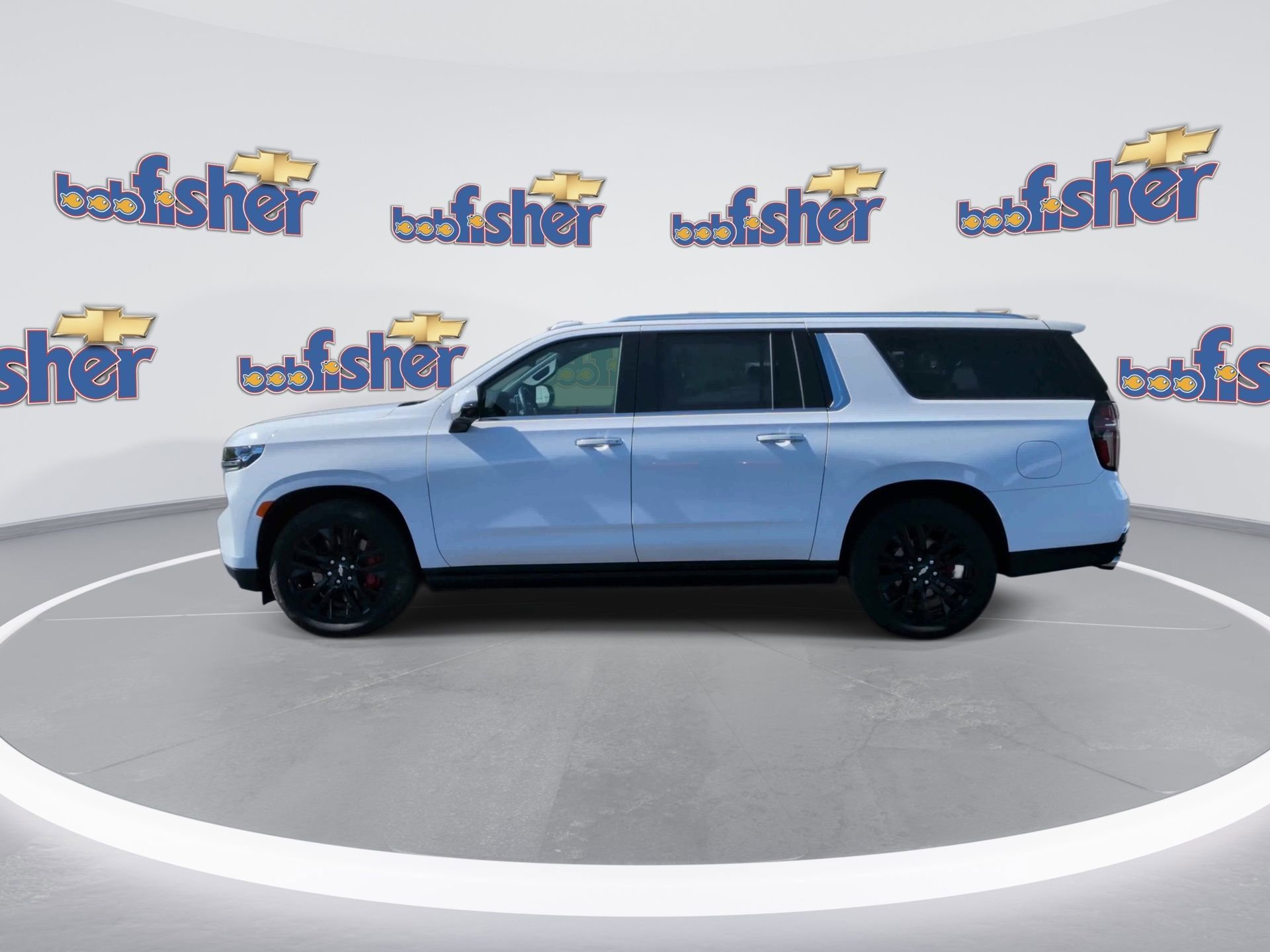 Certified 2024 Chevrolet Suburban High Country AWD/4WD image 5