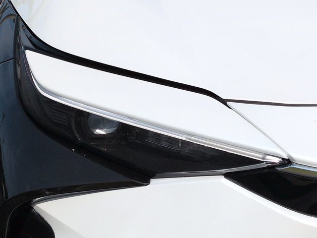 Used 2024 Toyota bZ4X FWD image 10