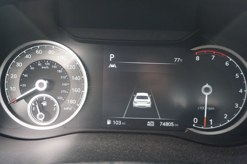 Used 2022 Genesis G70 3.3T RWD image 7