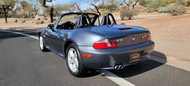 Used 2000 BMW Z3 2.5i image 8