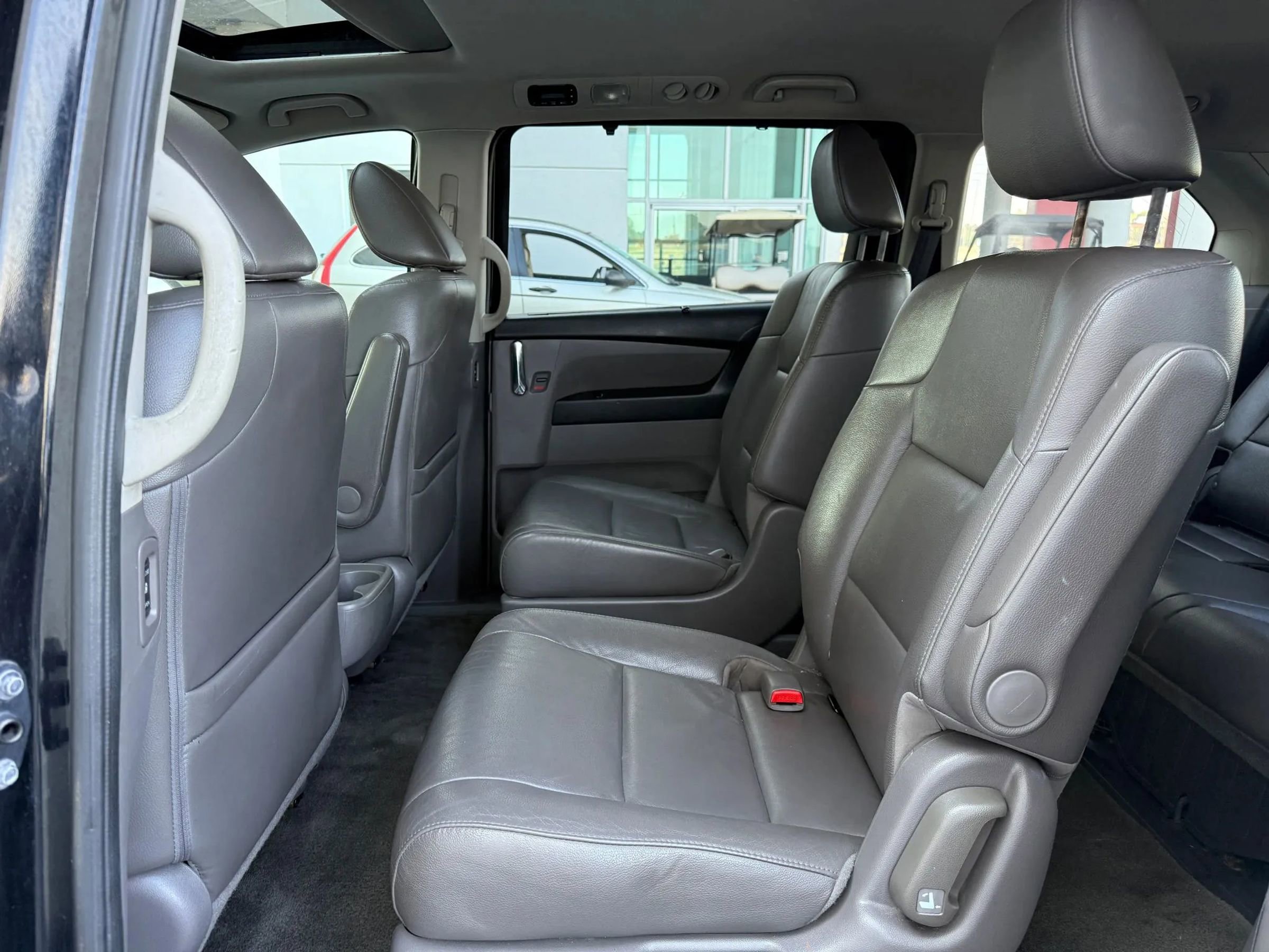 Used 2015 Honda Odyssey EX-L image 18