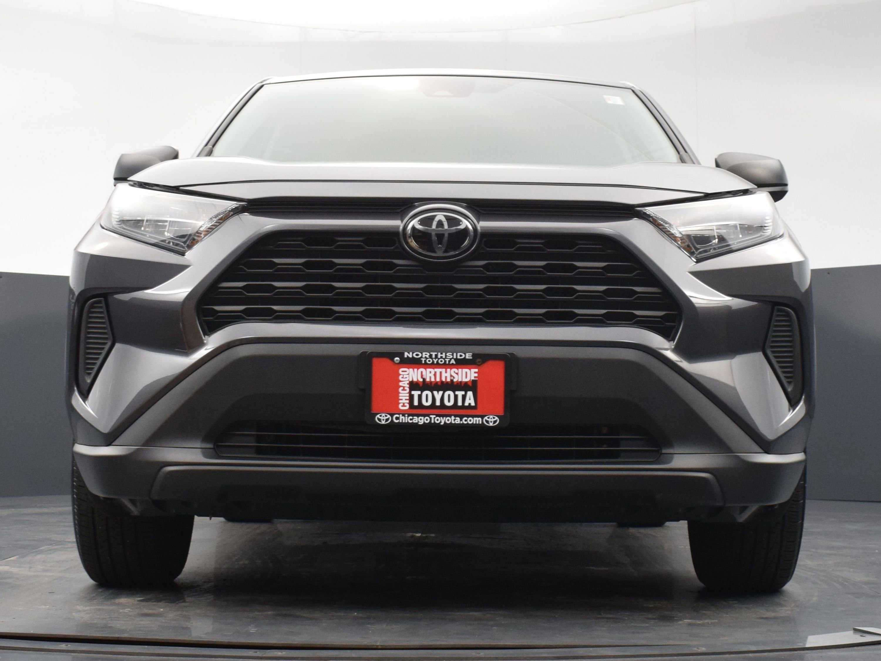 Used 2022 Toyota RAV4 LE image 29