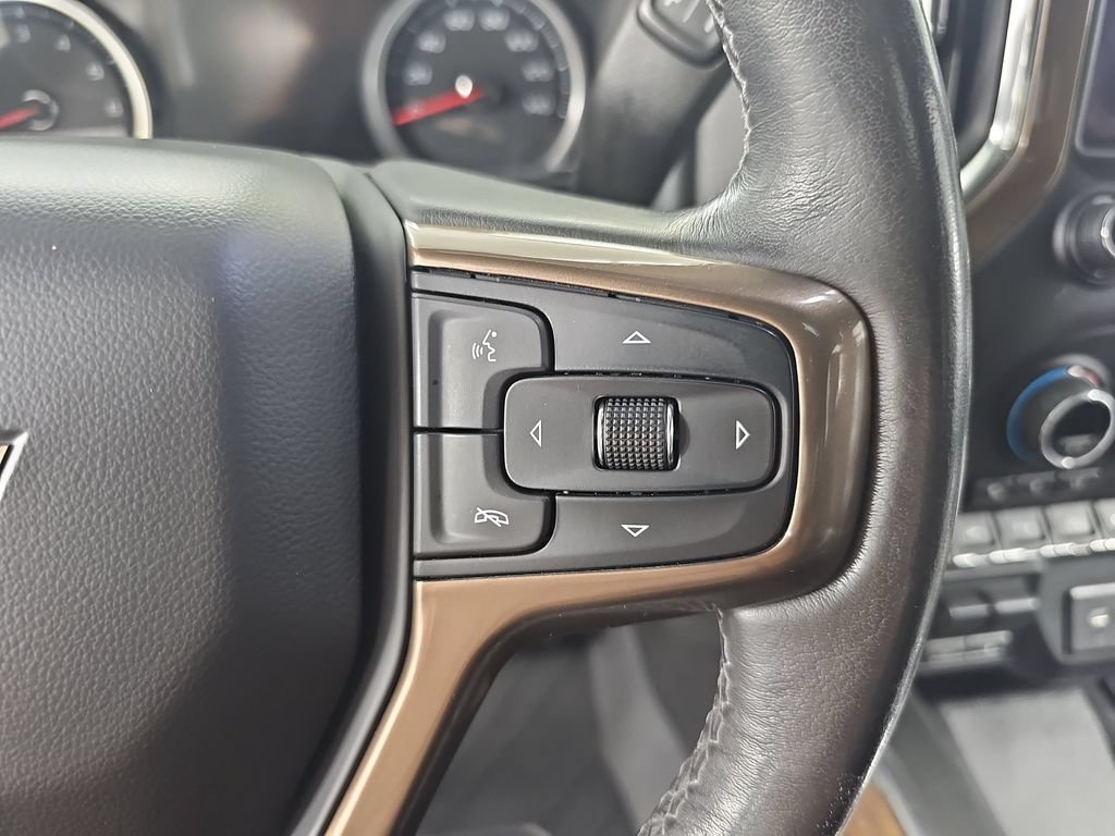 Certified 2020 Chevrolet Silverado 1500 High Country w/ Technology Package AWD/4WD image 23
