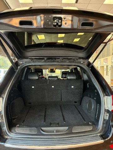Used 2013 Jeep Grand Cherokee Overland w/ Advance Technology Group RWD image 13