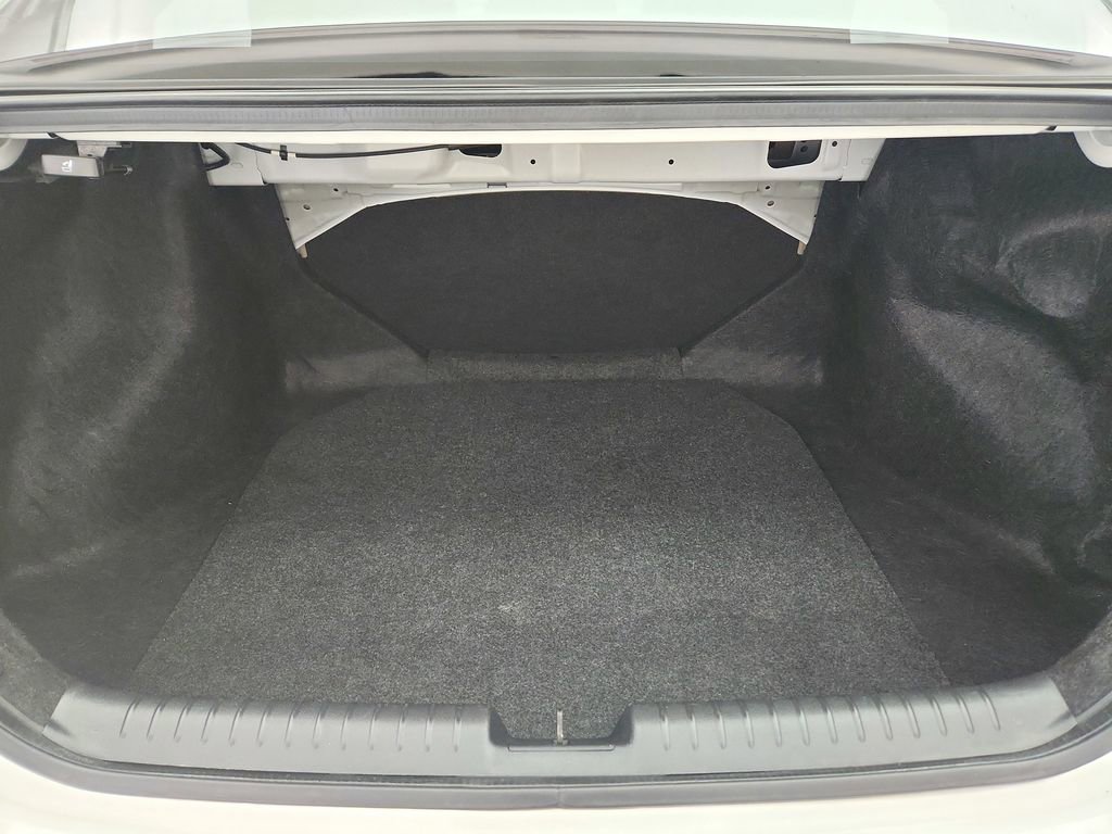 Used 2022 Audi e-tron Premium Plus image 58