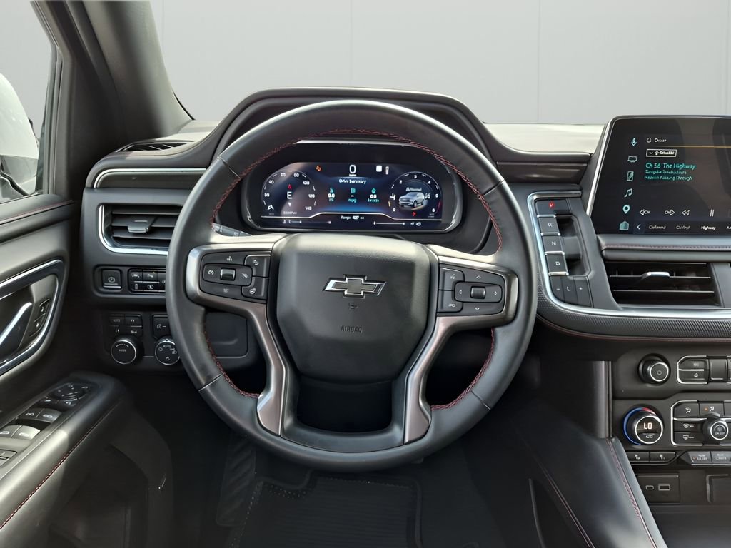 Used 2023 Chevrolet Suburban RST w/ Luxury Package image 24