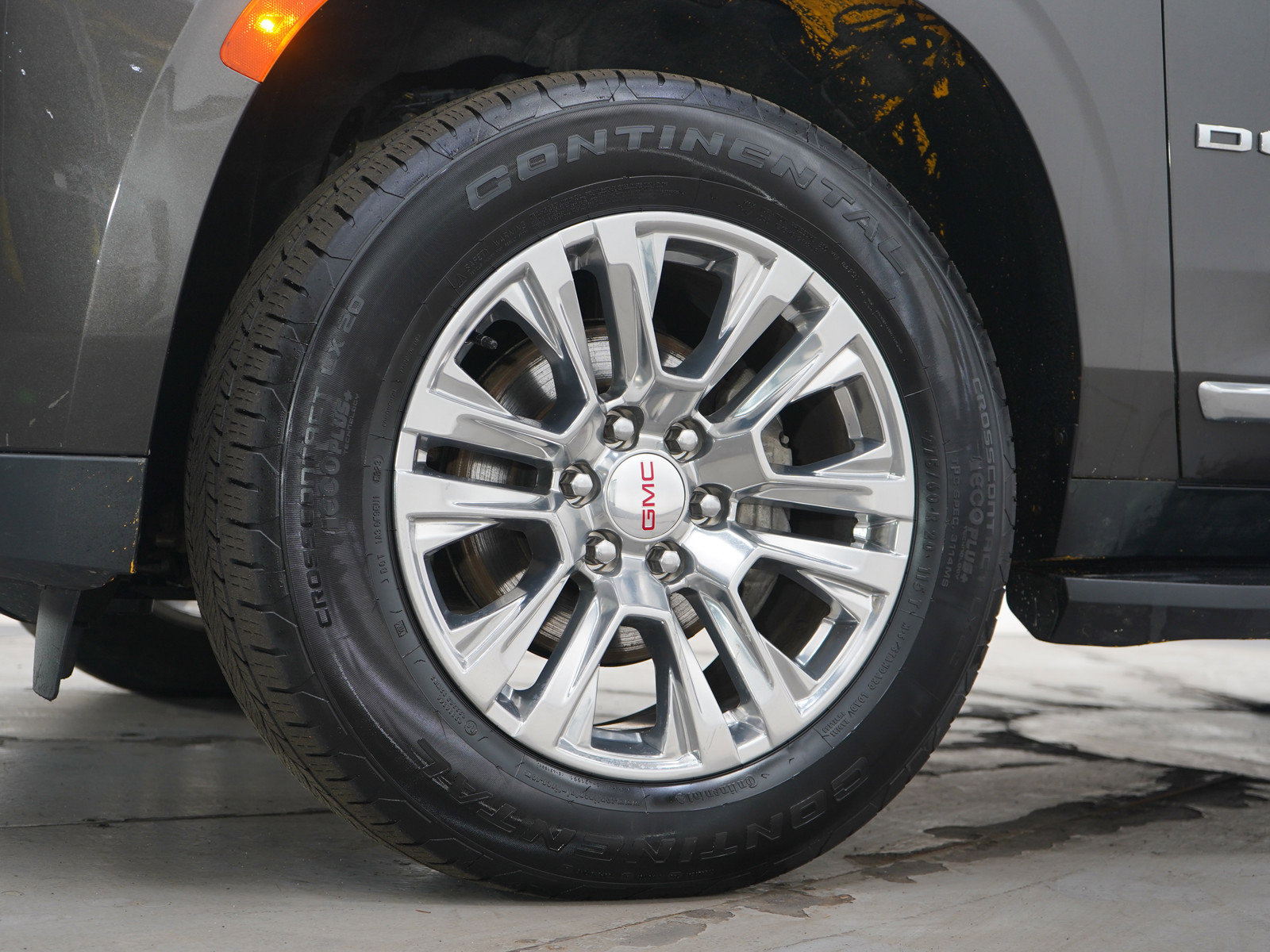 Used 2021 GMC Yukon XL Denali image 31