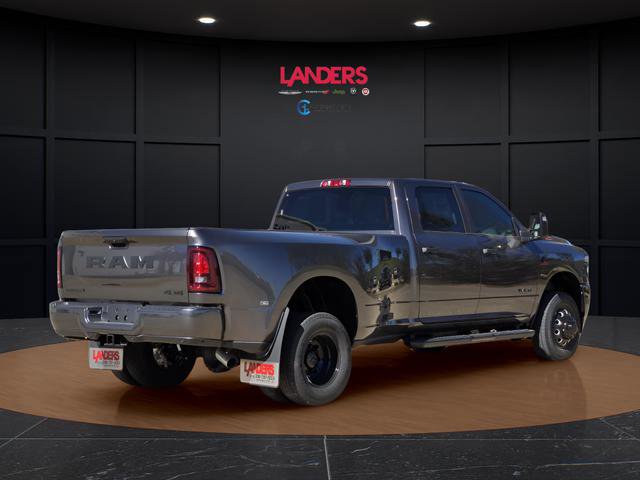 New 2026 RAM 3500 Big Horn AWD/4WD image 3