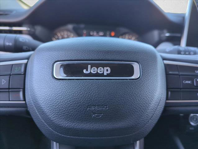 Used 2022 Jeep Compass Latitude image 18