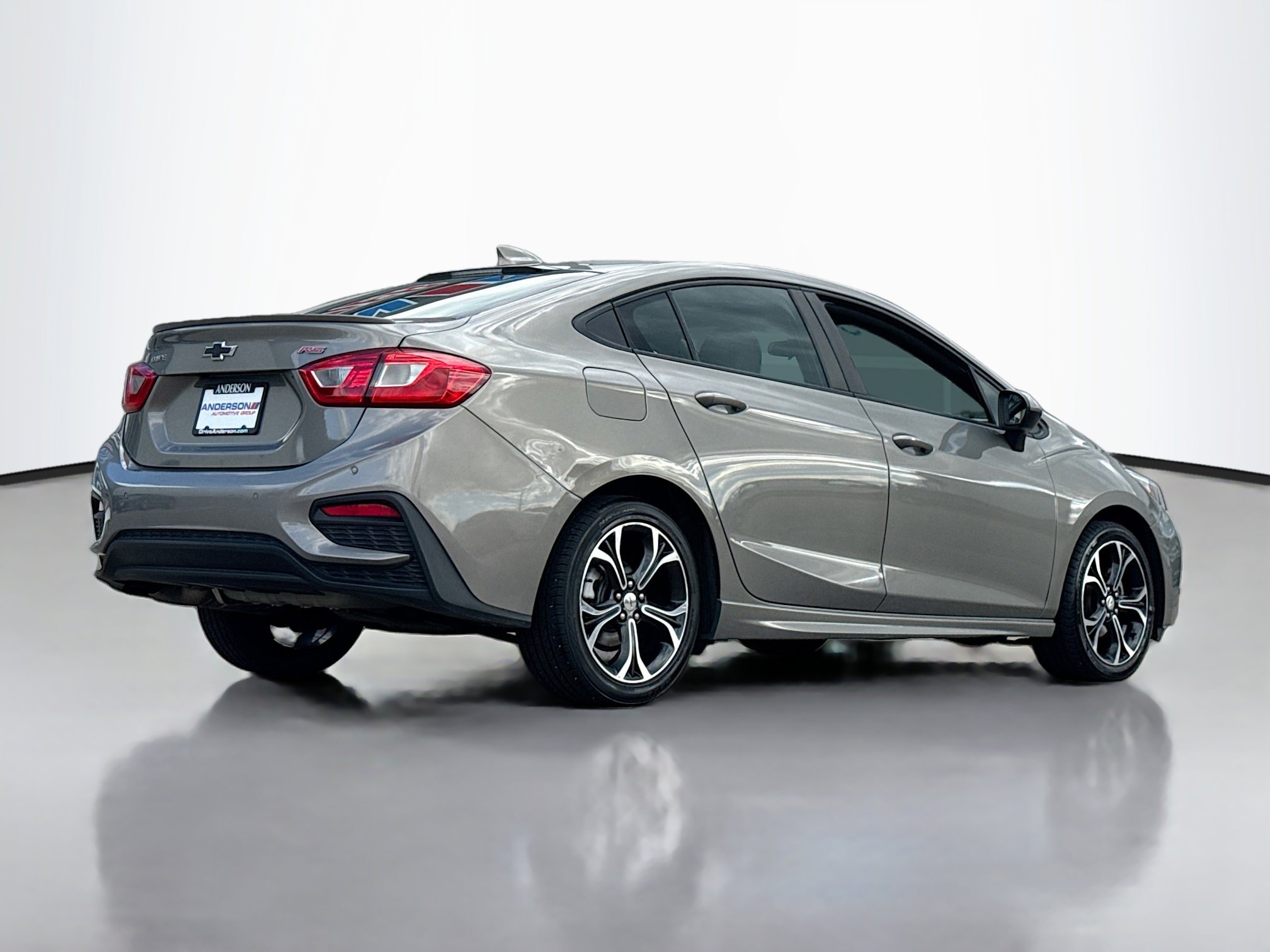 Used 2019 Chevrolet Cruze LT w/ Sun And Sound Package FWD video 2