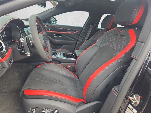 Used 2024 Bentley Flying Spur W12 image 17