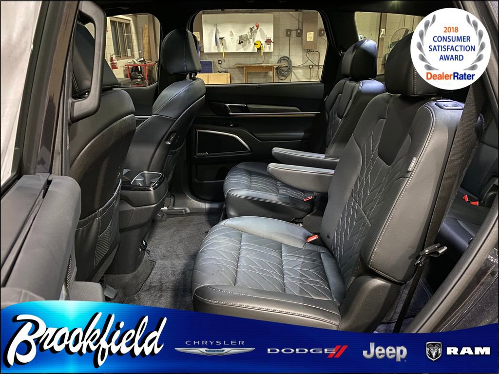 Used 2025 Kia Telluride SX Prestige X-Line AWD/4WD image 17
